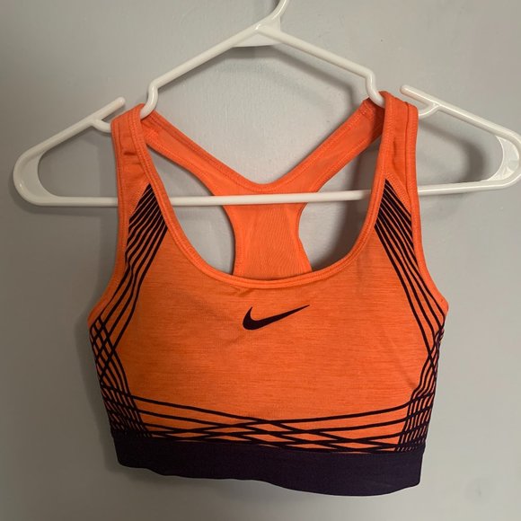 Nike Sports Bra - Picture 1 of 2